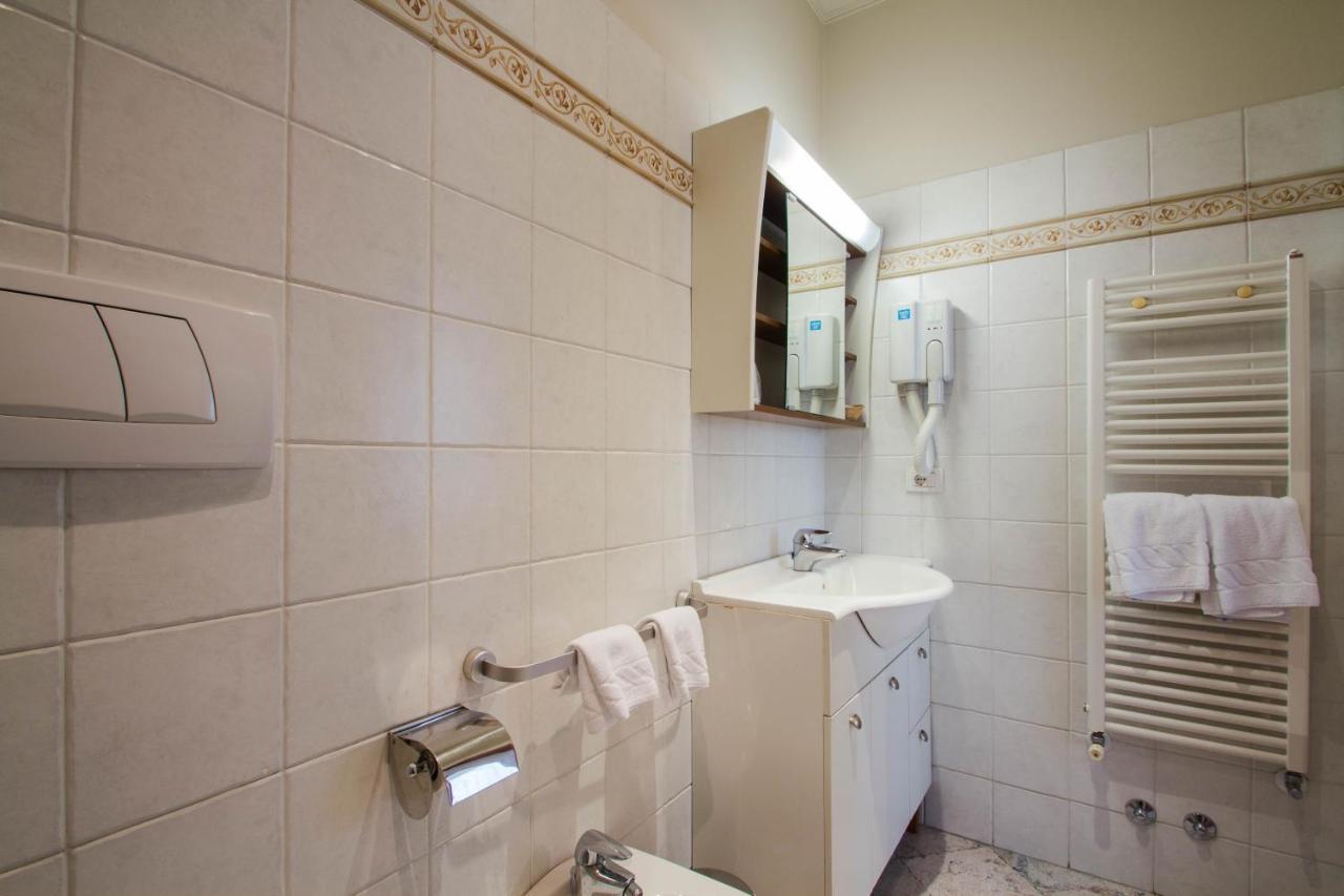 Hotel Corso Alaxi Alassio