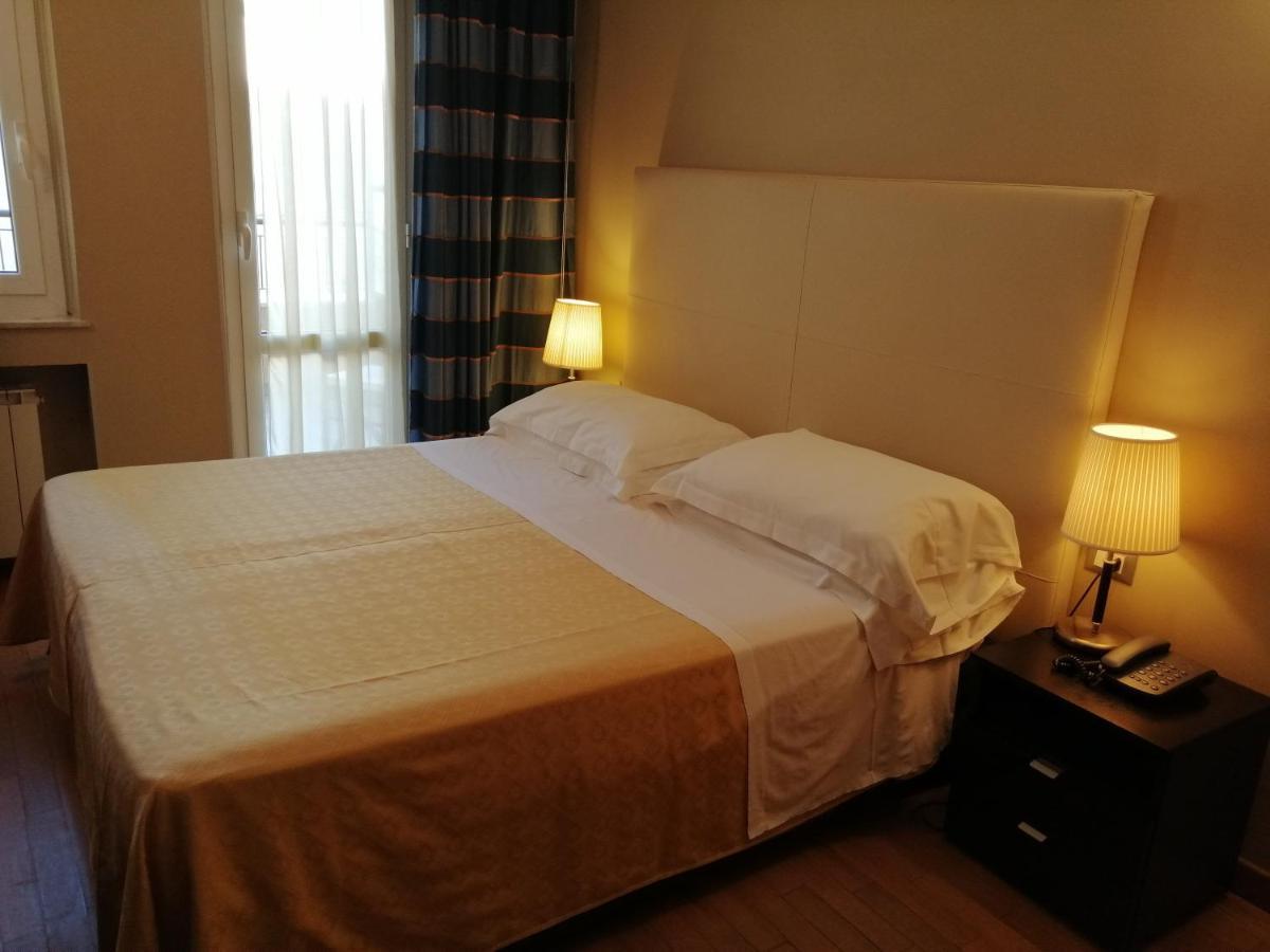 Hotel Corso Alaxi 3*